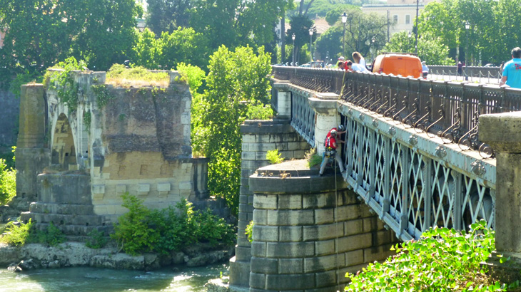 Contratto con Roma Capitale